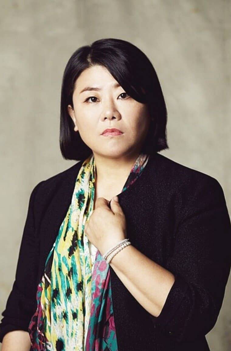 배우-이정은