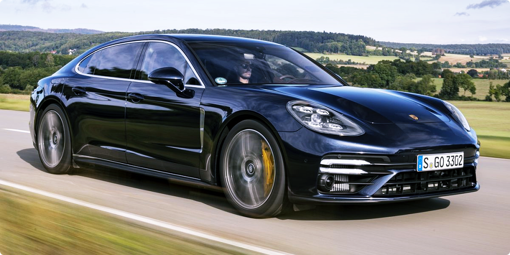 포르쉐 파나메라 4