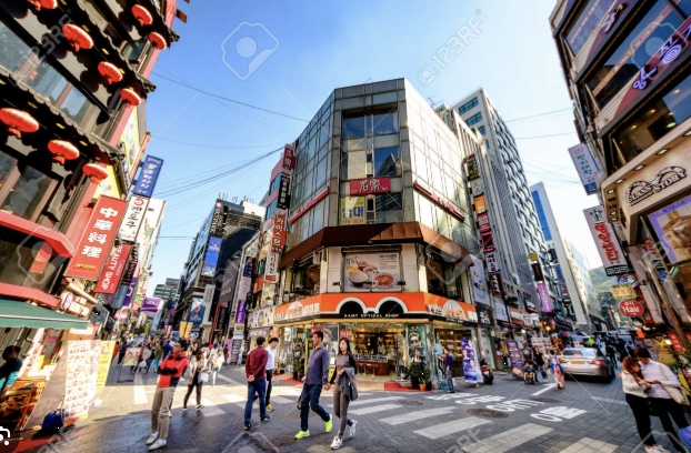 명동 쇼핑 거리 이미지