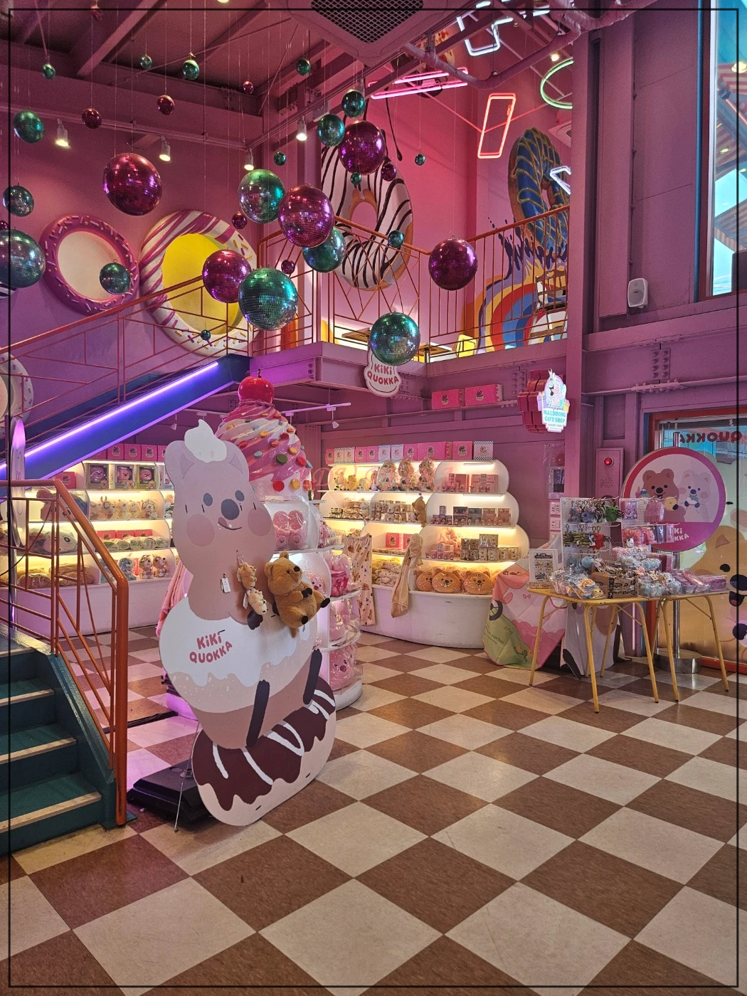 파주-말똥도넛-디저트-타운-굿즈샵