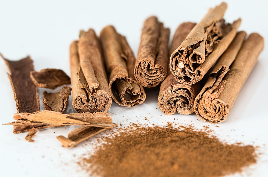 두바이 디저트에 사용되는 계피 사진