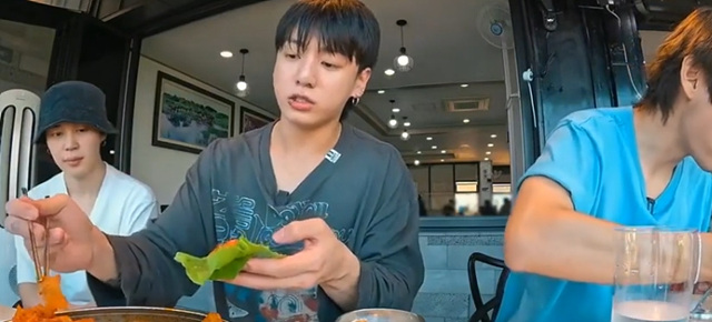 제주도 애월 맛집 현지인 추천 Best 10 제주달 애월해안도로본점 이춘옥원조고등어쌈밥 제주애월본점 제주 정직한돈 고이정 애월흑돼지 보리짚불구이 동경밥상 장인의집[본점] 갈치바다 애월 해물통라면 문개항아리 애월해안도로점 한라소곱창 애월 온기