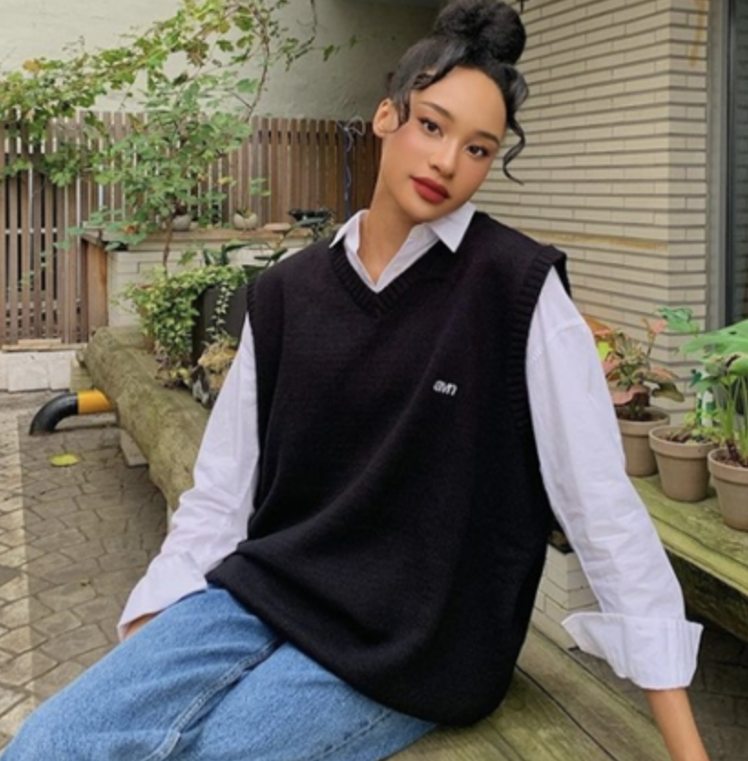 배유진 인스타 셀카