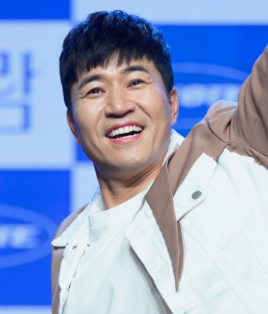 가수 김종민 11살연하 여자친구와 내년결혼 공개