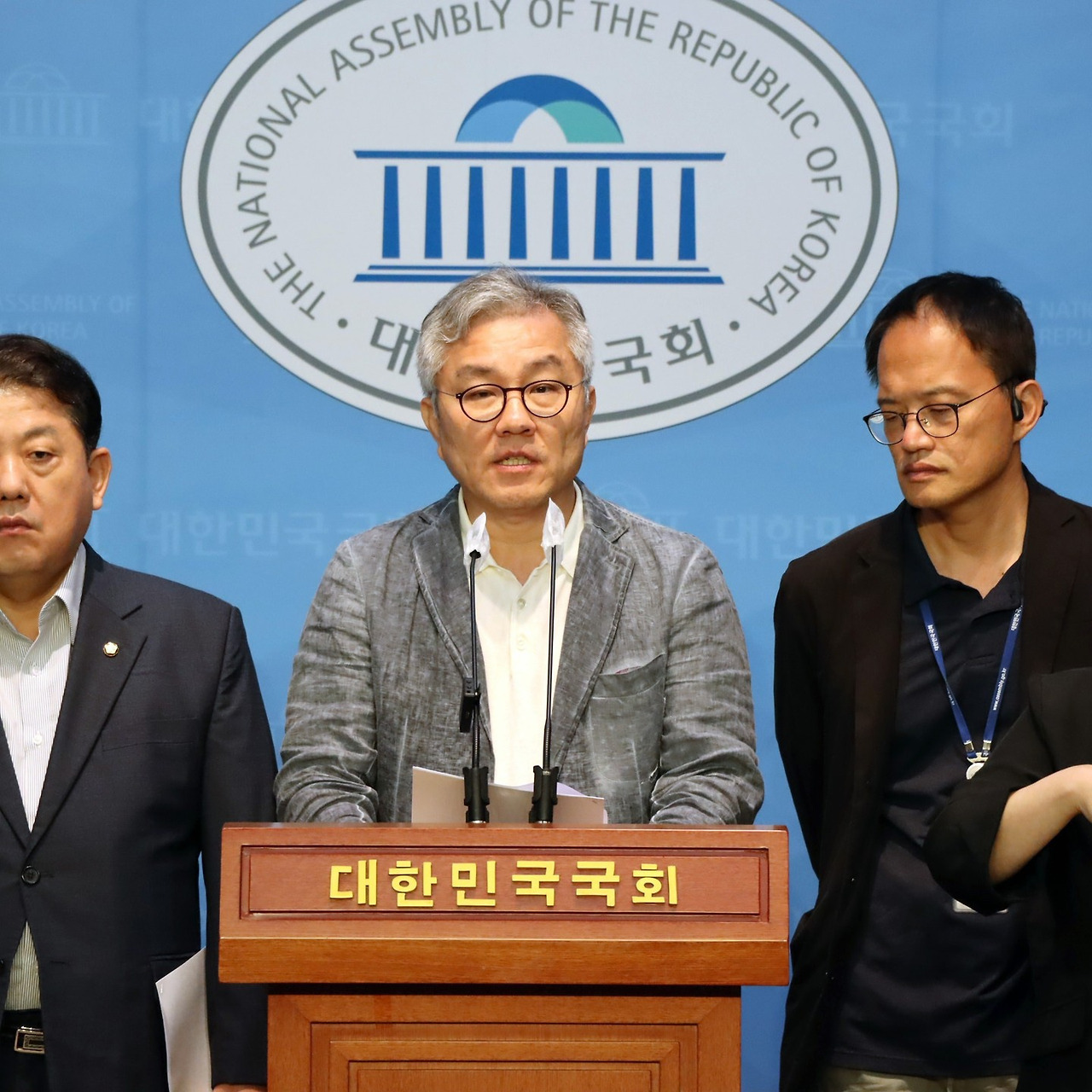 최강욱 국회의원 정치 경력