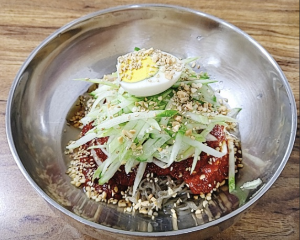 이삭홍두깨손칼국수