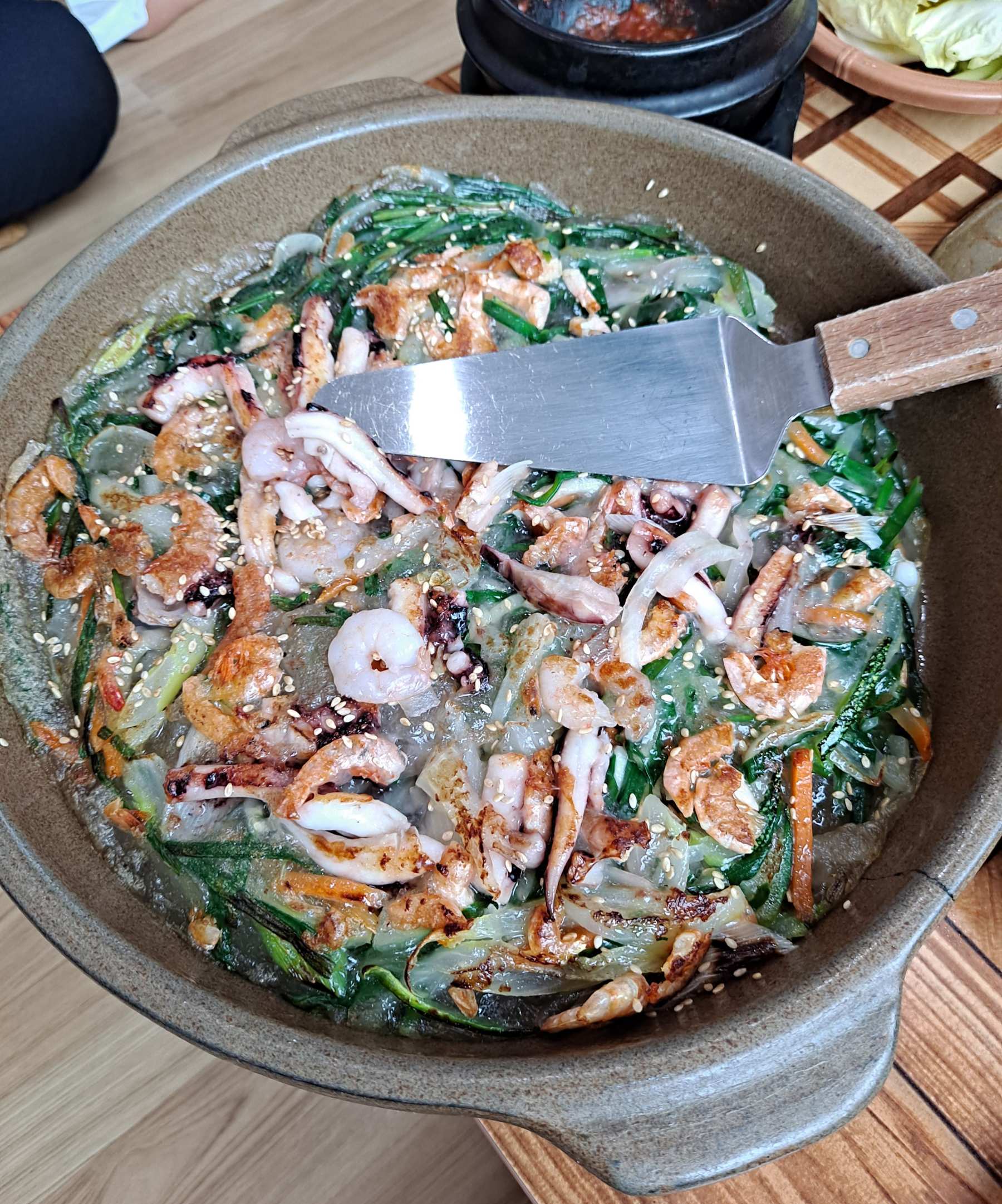 가마솥보리밥 해물감자전