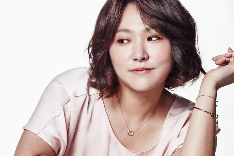 나미브에서 홍정화 역을 맡은 김현숙