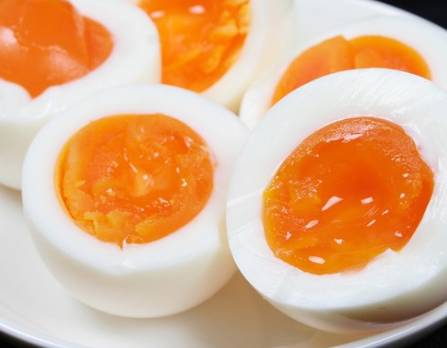 반숙 계란 완벽하게 삶는 시간