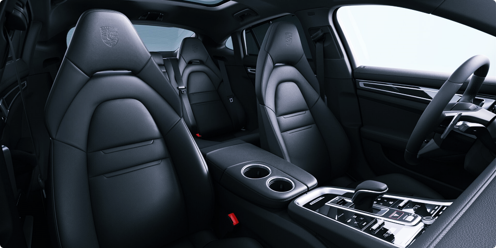 포르쉐 파나메라 4