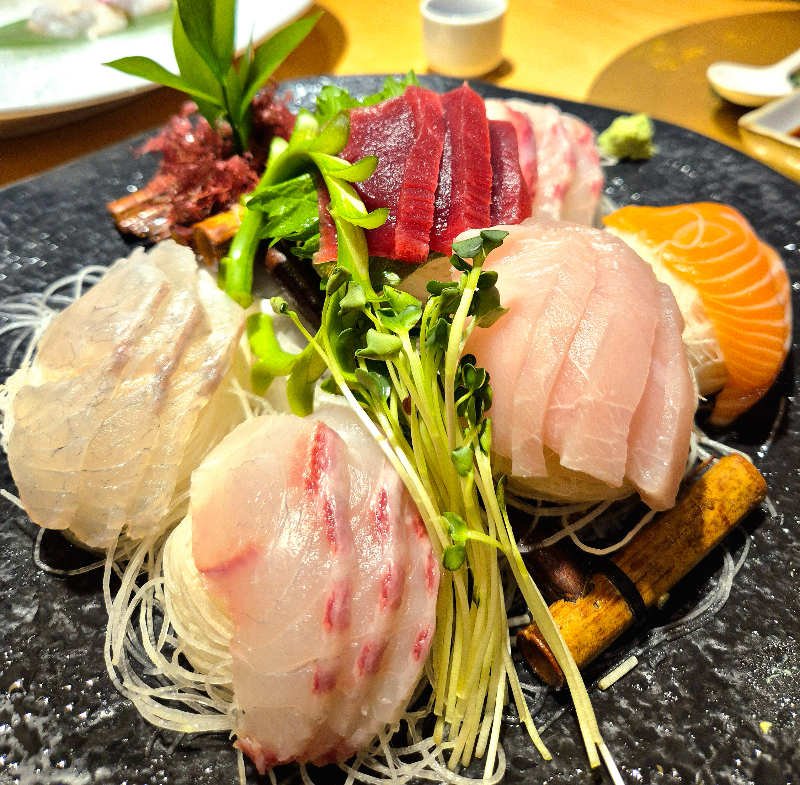 긴자 연어사시미 오마카세 하이라이트