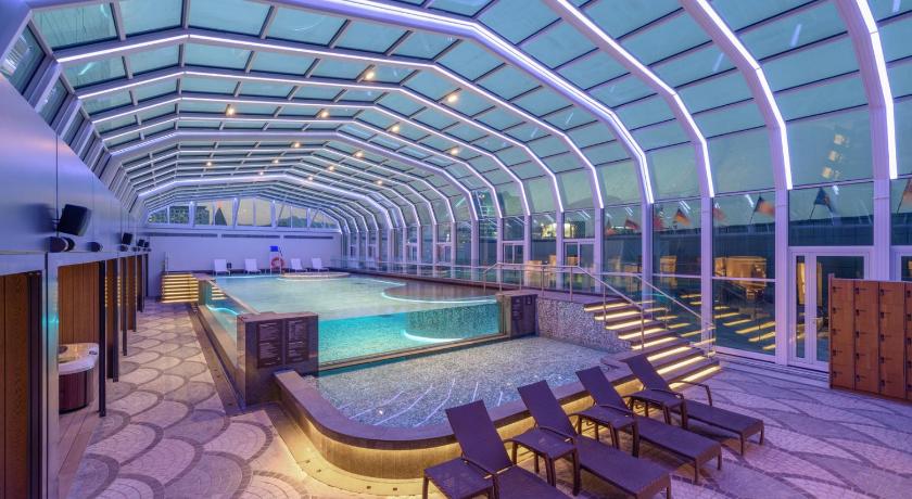 풀만 호텔 프로모션 - 디럭스 룸, 해피아워, 어반 이스케이프 2인 289,000원 (kkday 1만원 쿠폰)