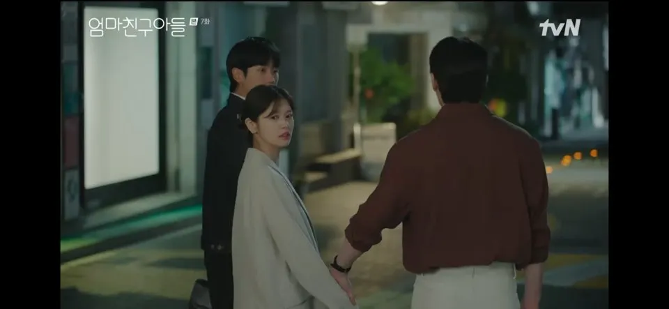엄마친구아들 7회 줄거리