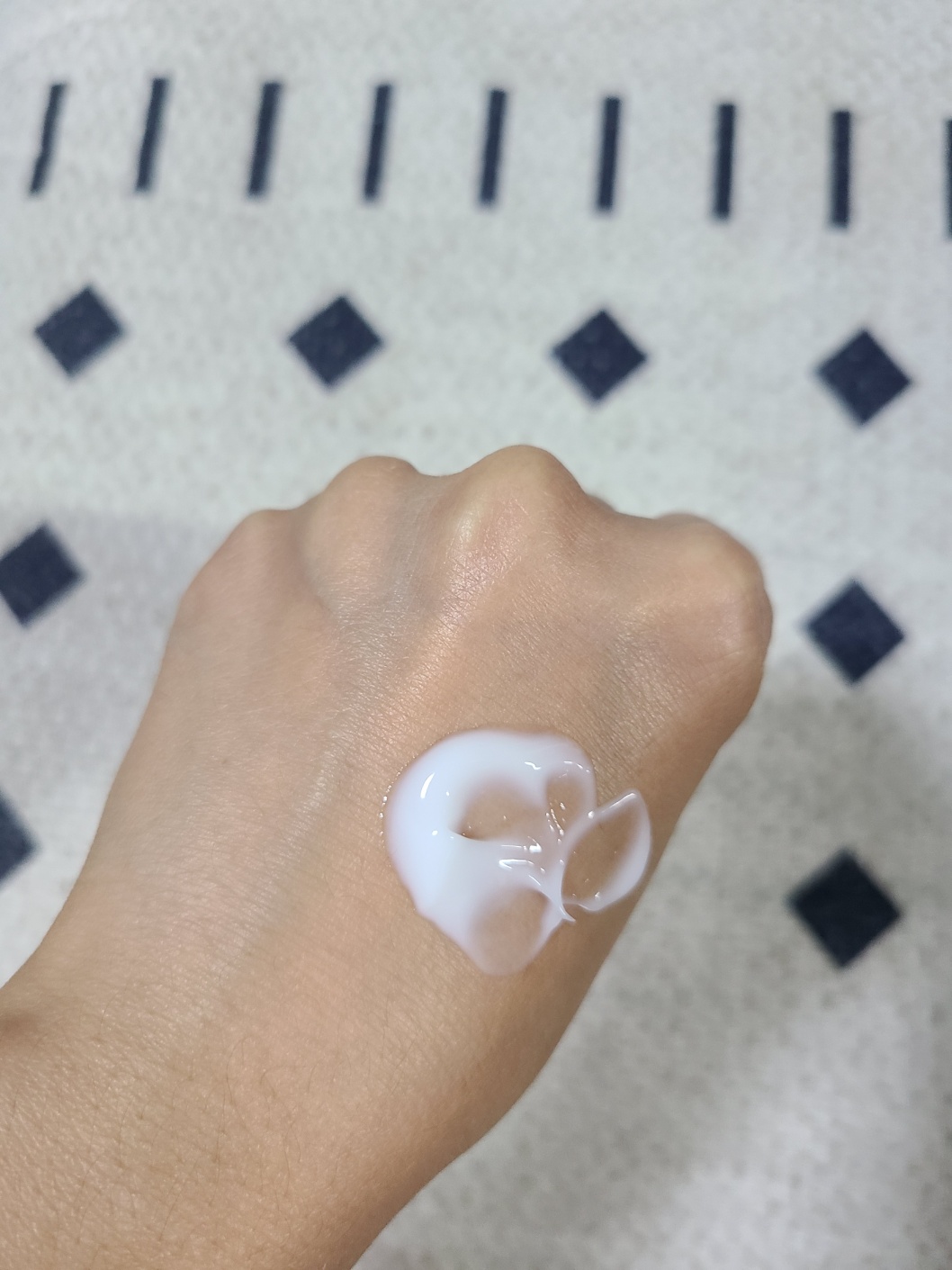 벤튼 알로에 히알루론 크림 제형