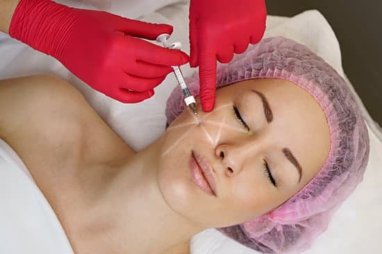 코 옆 꺼진 부위에 콜라겐 주사: 효과와 시술 방법
