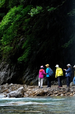 내원사계곡&amp;#44; 경남 여름 시원한 물놀이 명당자리&middot;주차&middot;맛집 정보