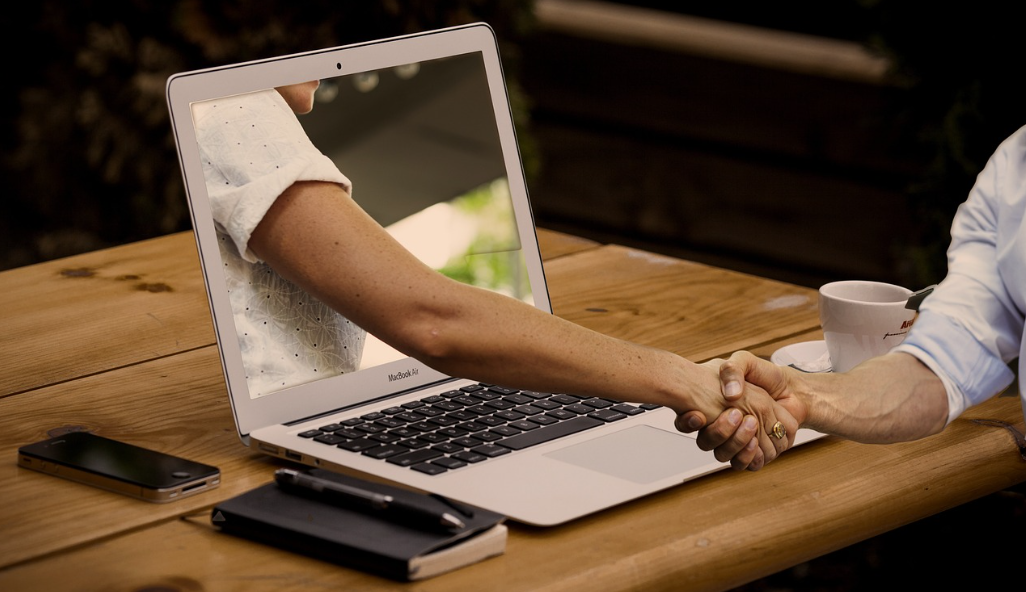 디지털 트윈: 가상 세계에서 현실을 복제하는 기술