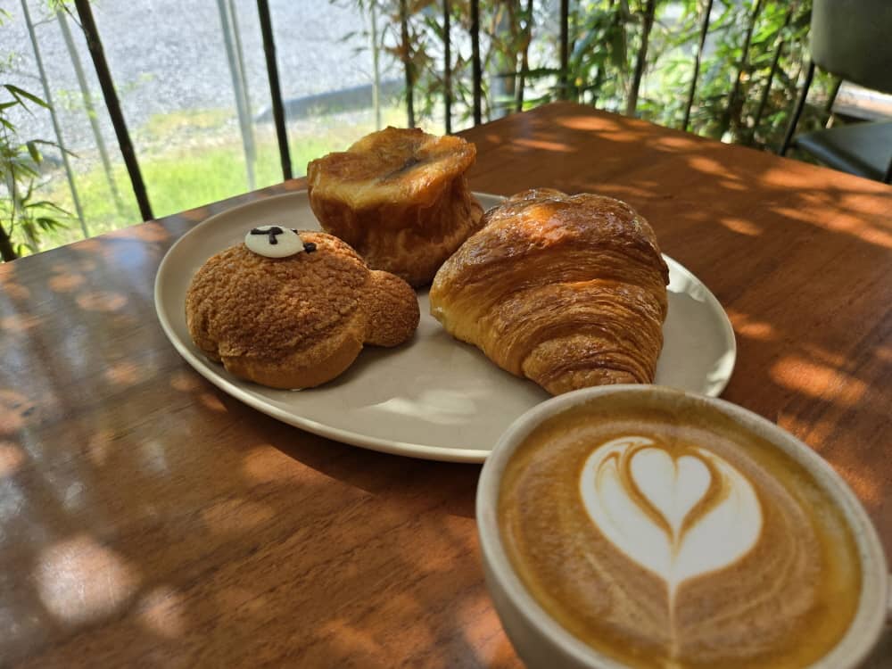 가평 나무아래오후