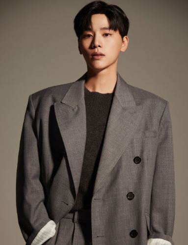 김우석 사회복무요원 편입 김민석 동생