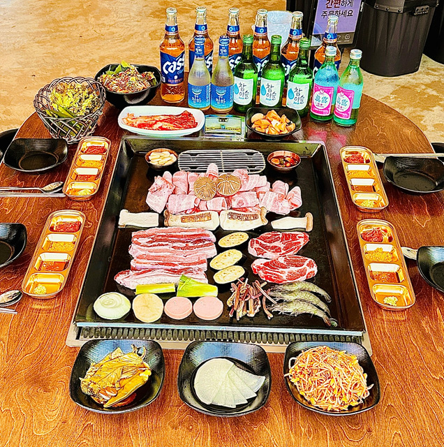 경주 보문단지 근처 맛집 벚꽃여행 현지인 추천 블루판다 보문갈비 가마솥양푼이밥상 보문뜰 우마왕 전통맷돌순두부 경주고기 낙지마실 조돌칼국수 갈치조림구이 토박이식당