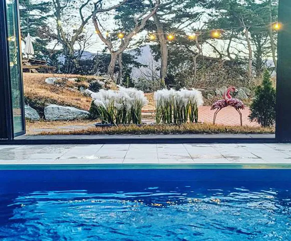 힐키즈풀빌라