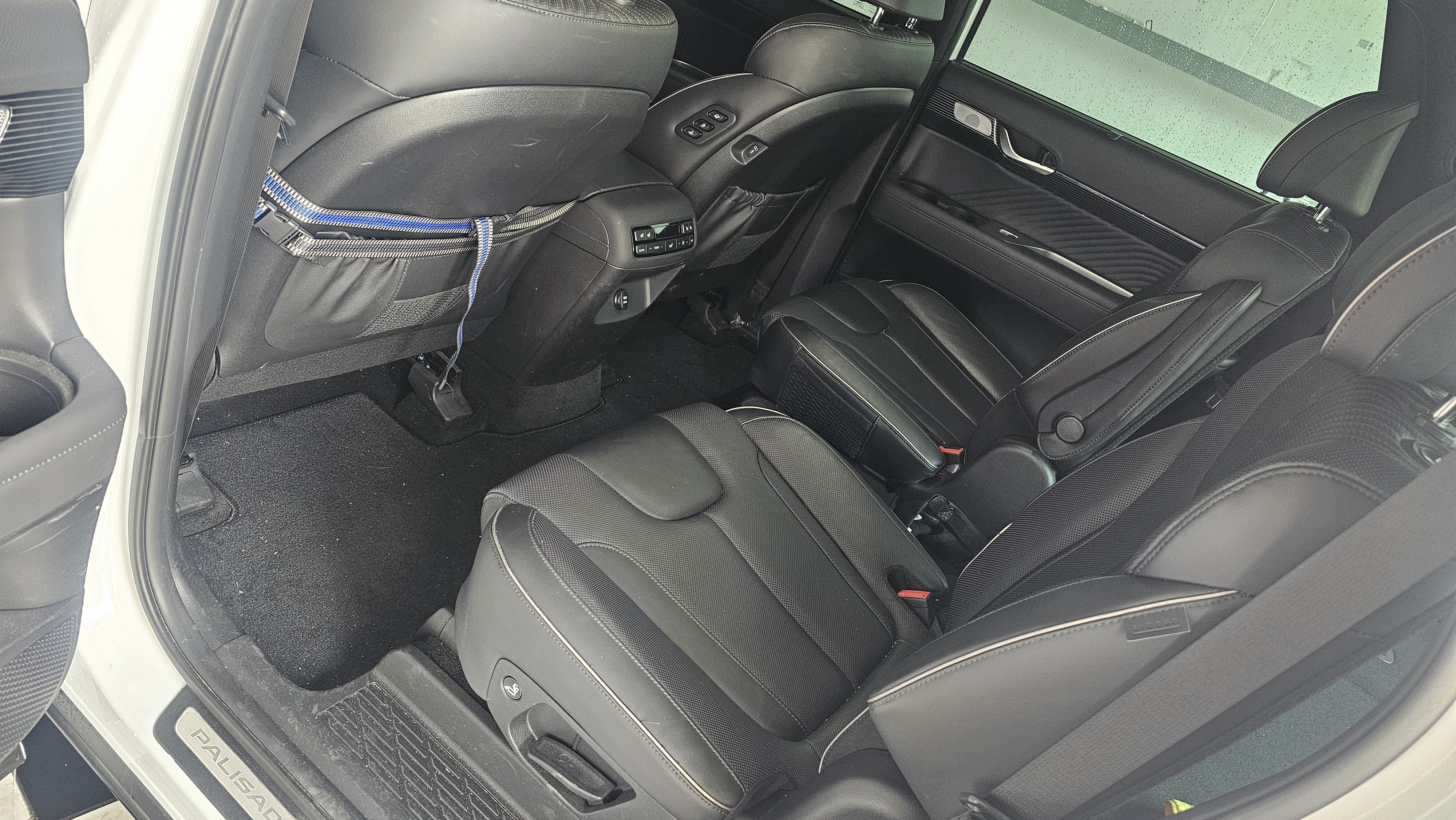 자동차 실내 세차