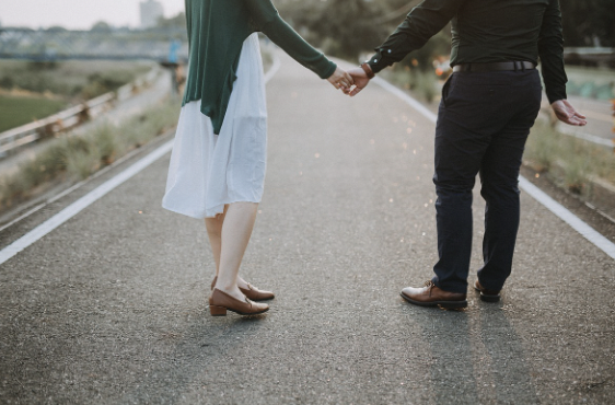 영화 &lsquo;셰이프 오브 워터&rsquo; &ndash; 외로움과 사랑이 부서지는 세계 속 로맨스