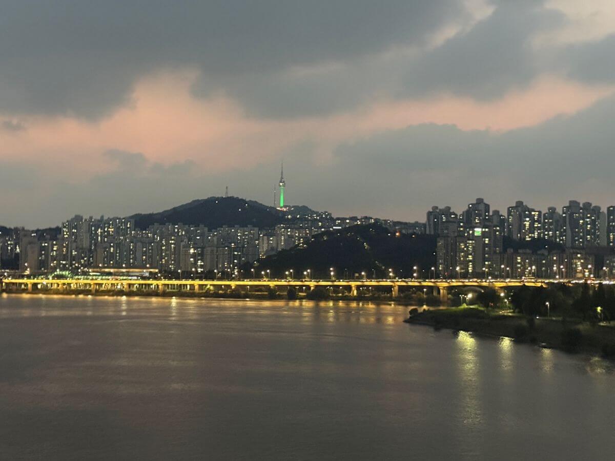 서울시티투어버스 한강야경코스에서 바라본 한강 야경