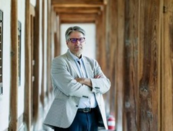 로스킹 교수 프로필