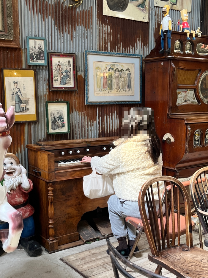 전화, 피아노 소품 등등