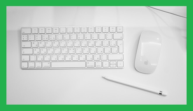 위에서-본-키보드와-마우스