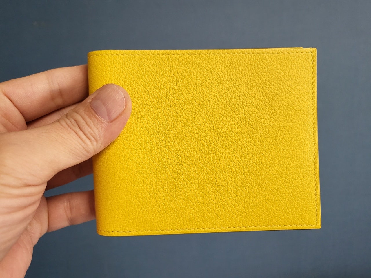 에르메스 남자 반지갑 노란색