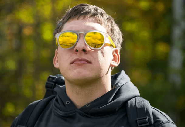 가을철 눈 건강 비상! 백내장 유발 자외선 예방 꿀팁