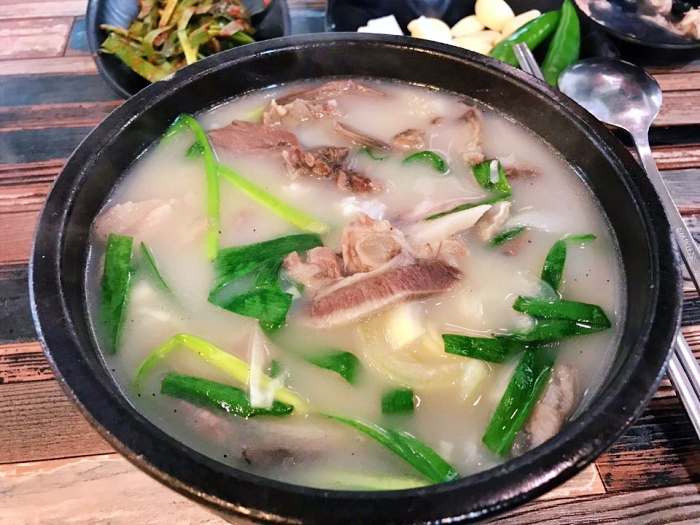 6시내고향 부산 부평 깡통시장 전국 택배 돼지국밥 맛집