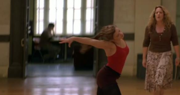 영화속 앤 플레쳐 감독 모습