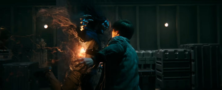 사람을죽이기위해손을뻗는모비우스