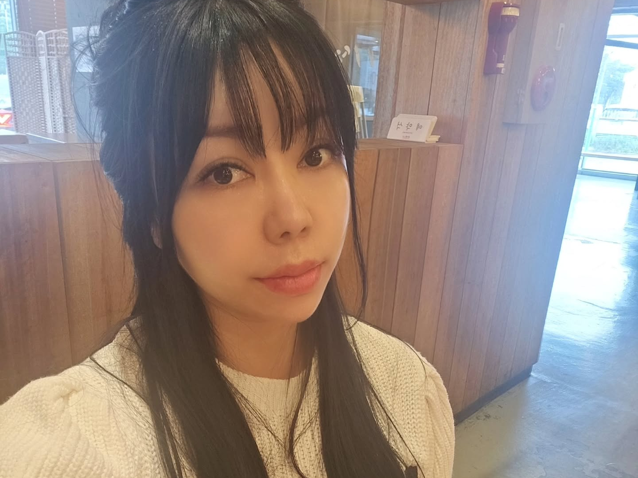 ‘나는 솔로’ 10기의 정숙 ❘ SNS를 통해 “내가 또 바보같이 당하지 말자”