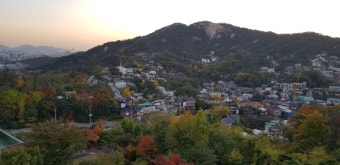 부암동 혼자 여행 코스: 조용한 예술 골목 탐방