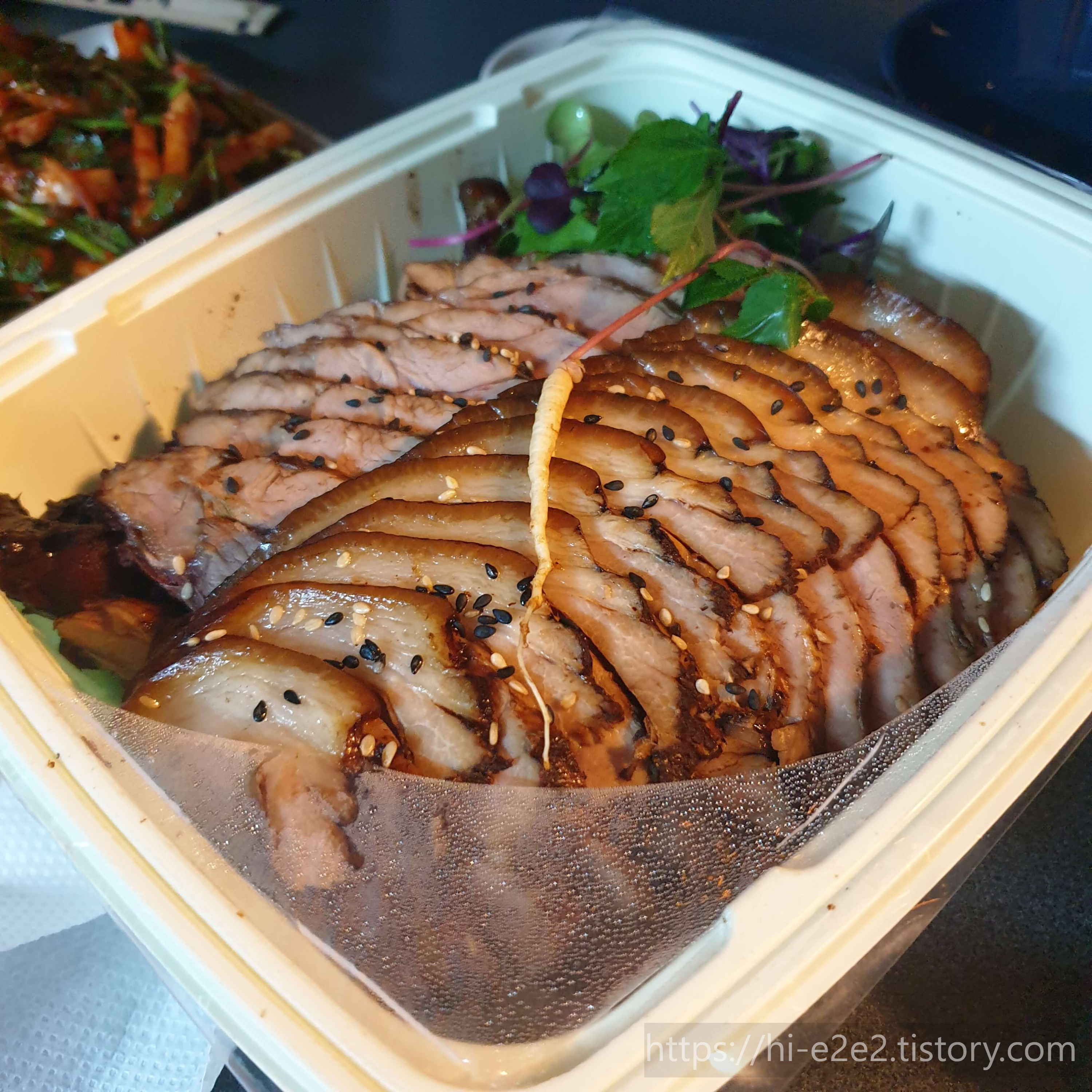 황칠흑돼지족발 족발