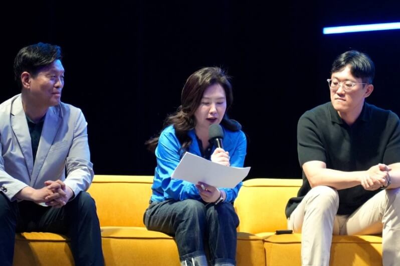 강유정 국회의원 프로필
