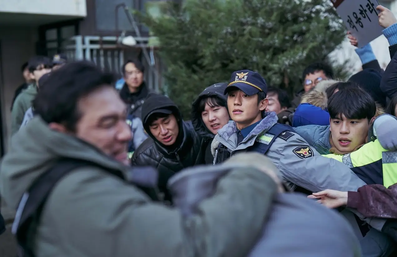 영화-베테랑-1-2-출연진-관객수-OTT