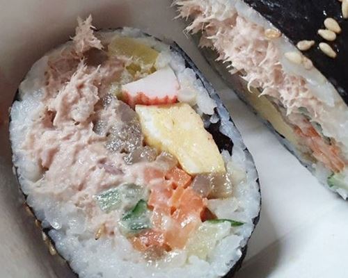 참치마요가-들어간-김밥