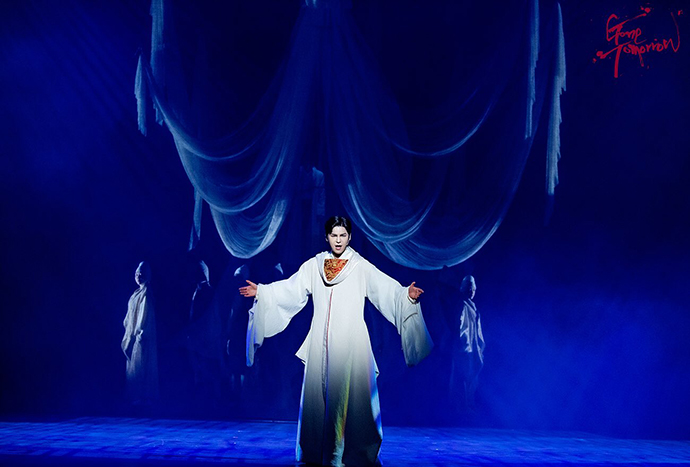 뮤지컬-곤-투모로우-스틸컷2