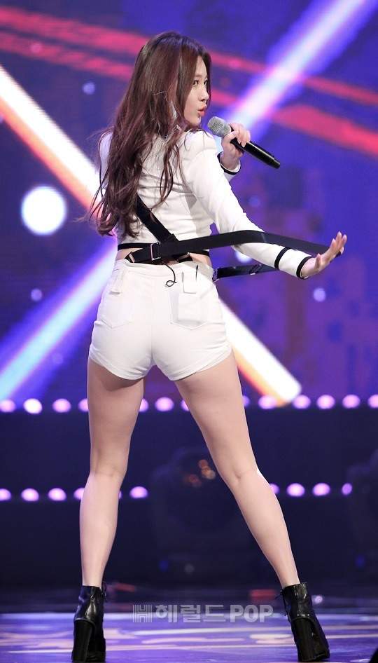 유라 프로필