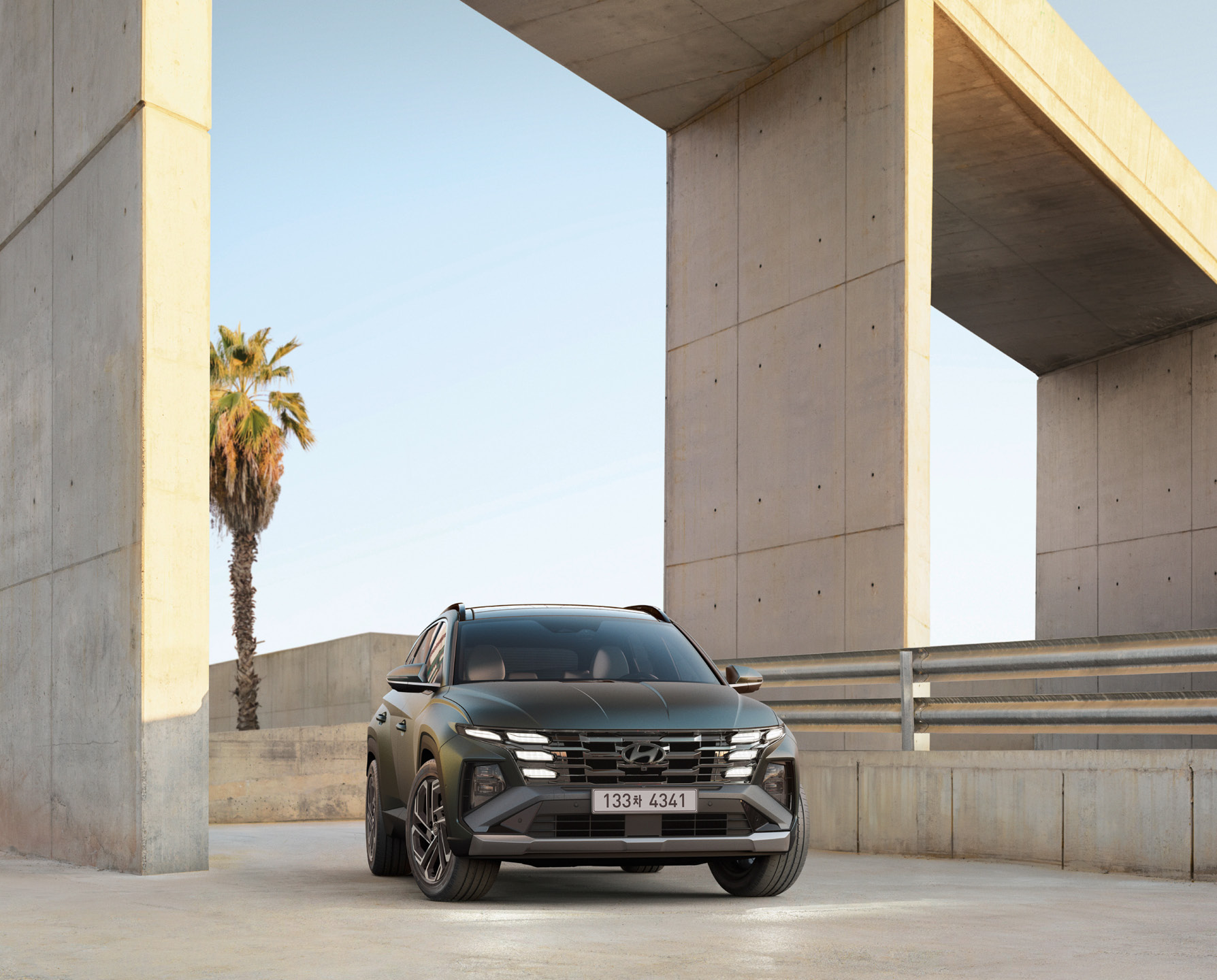 현대 투싼 하이브리드 정면