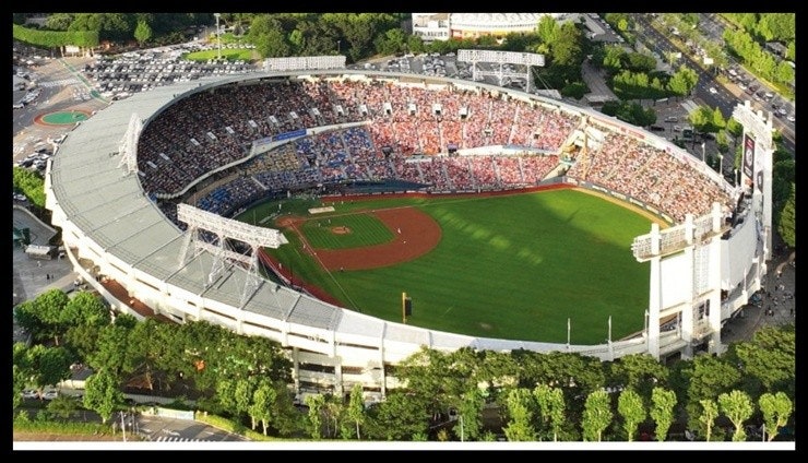 LG 트윈스, 한화 상대로 우승까지 단 1승! &mdash; 예매 &middot; 취소수수료 &middot; 우천 취소 규정 관련 사진