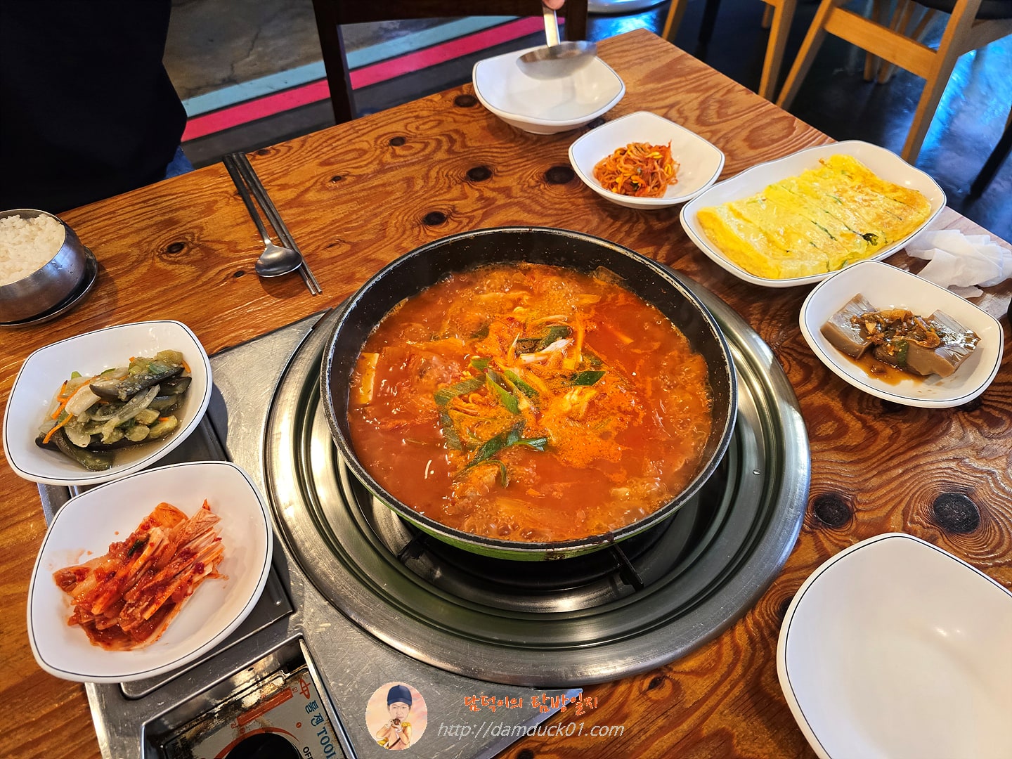 양푼이 김치찌개, 계란말이