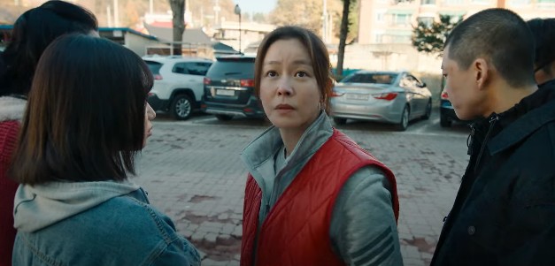 층간소음 미스터리 코미디 영화다시보기추천 백수아파트 줄거리 결말 리뷰 후기 - 호평과 혹평