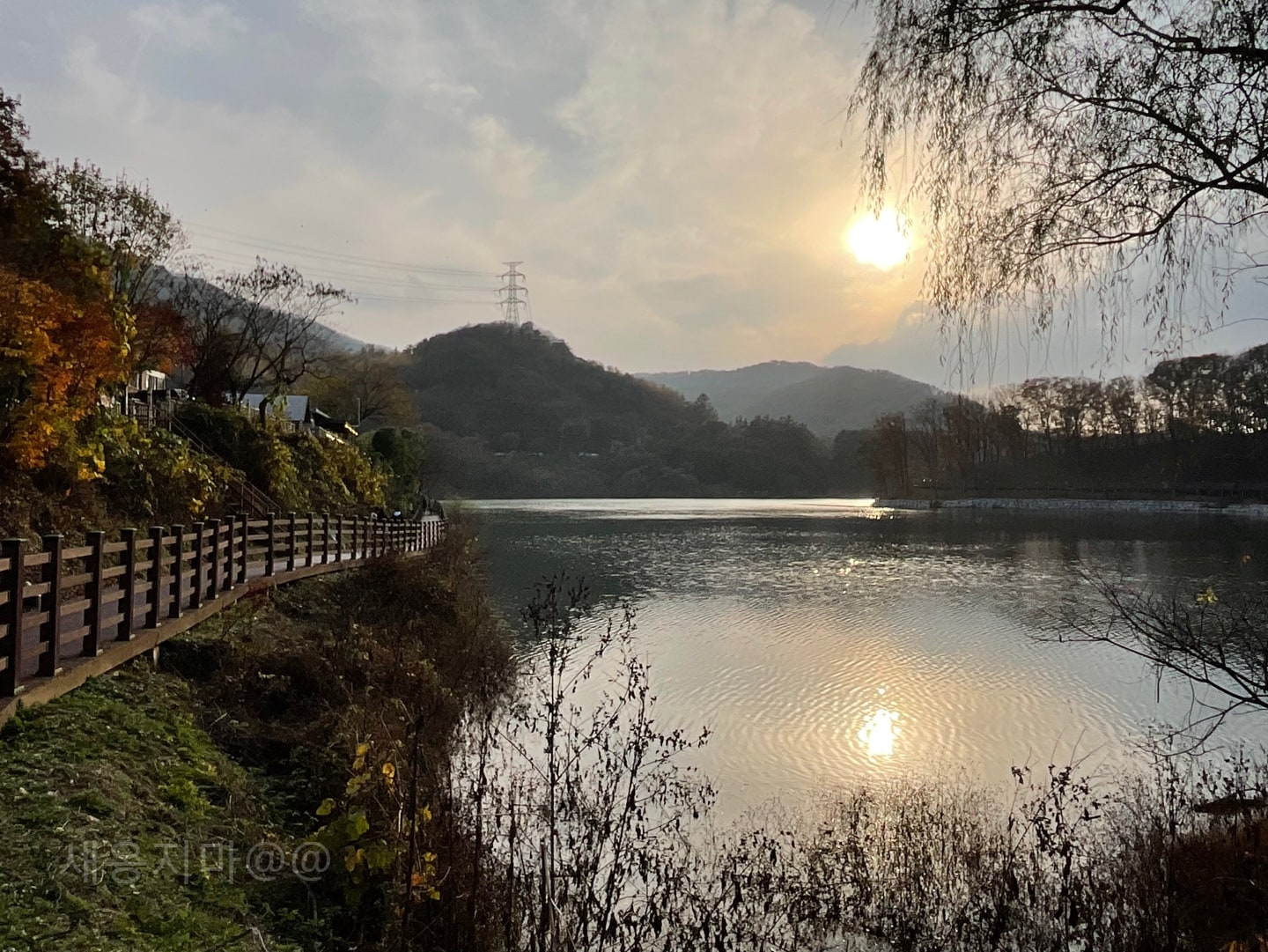 마장호수-햇빛-풍경