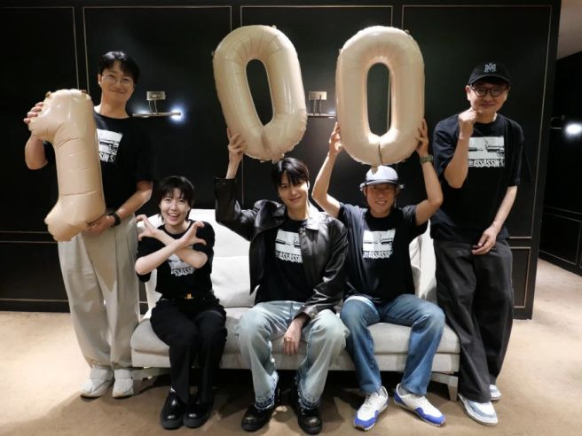 암살자(들) 100만 돌파｜실화&middot;출연진&middot;쿠키영상&middot;평점&middot;무대인사&middot;손익분기점 총정리